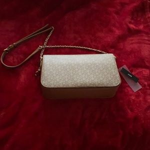 DKNY purse. Brand new. Never used